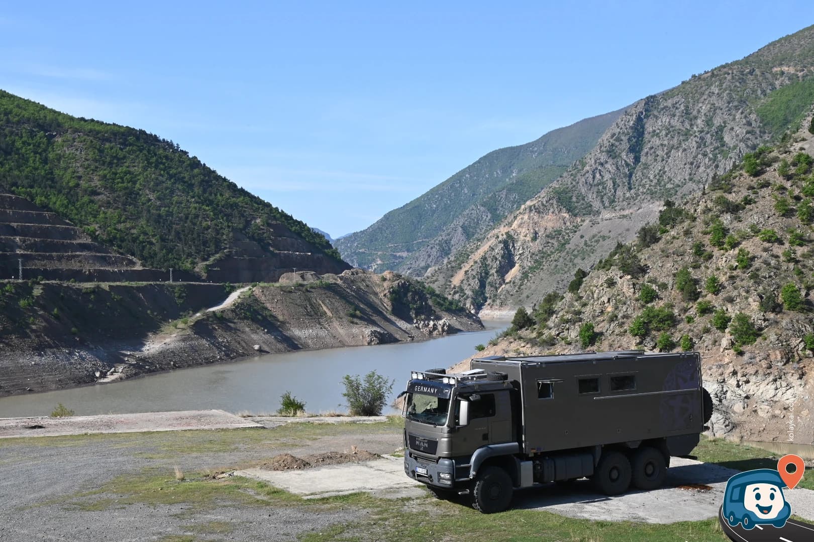 Göl Manzaralı Vahşi Kamp Yeri - Artvin Merkez, Artvin, foto 1