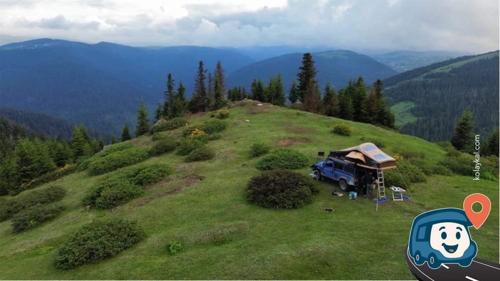 Tepe Üstü Çim Vahşi Kamp Alanı - Akçaabat, Trabzon, foto 1