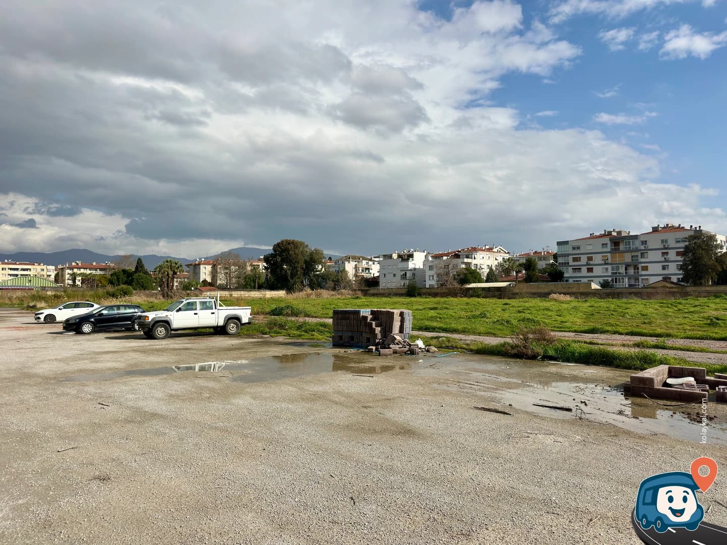 Ksk Stadyumu Geceleme Otoparkı - Karşıyaka, İzmir, foto 1