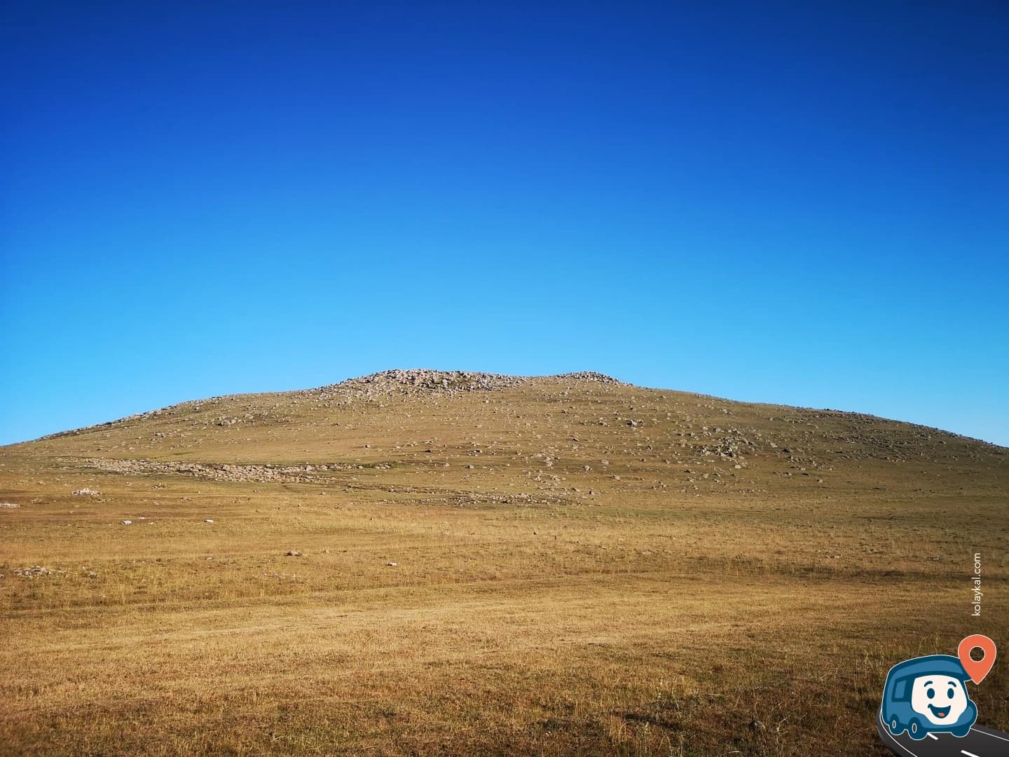 Tepelerin Üzerinde Vahşi Kamp Alanı - Hanak, Ardahan, foto 2