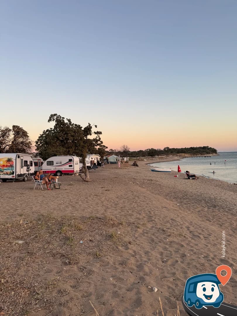Geyikli Sahili Ücretsiz Kamp ve Karavan Alanı - Ezine, Çanakkale, foto 1