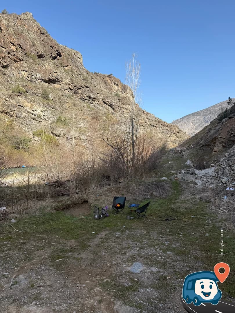 Nehir Kenarı Kamp Noktası - Gümüşhane Merkez, Gümüşhane, foto 1