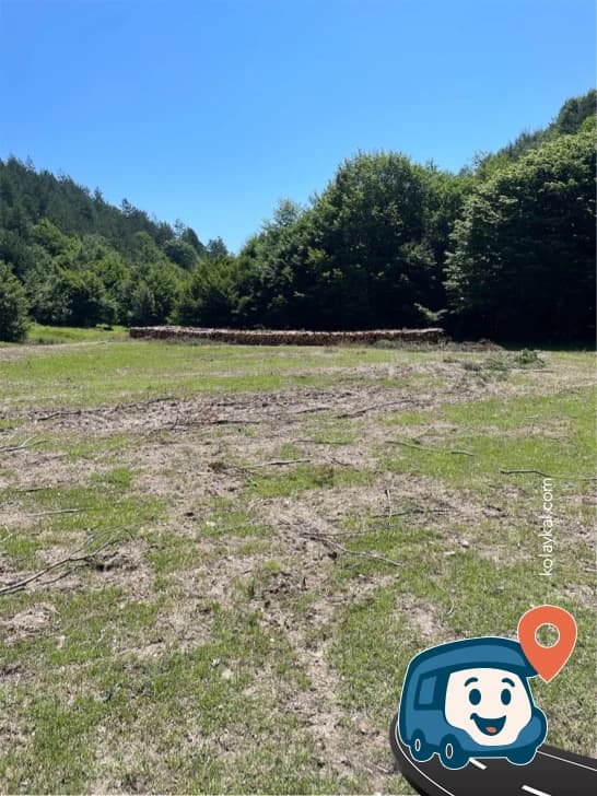 Dere Kenarı Düz Çimlik Alan - Bolu Merkez, Bolu, foto 2