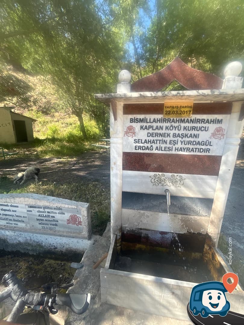 Yol Kenarı Su Kaynağı - Zara, Sivas, foto 1