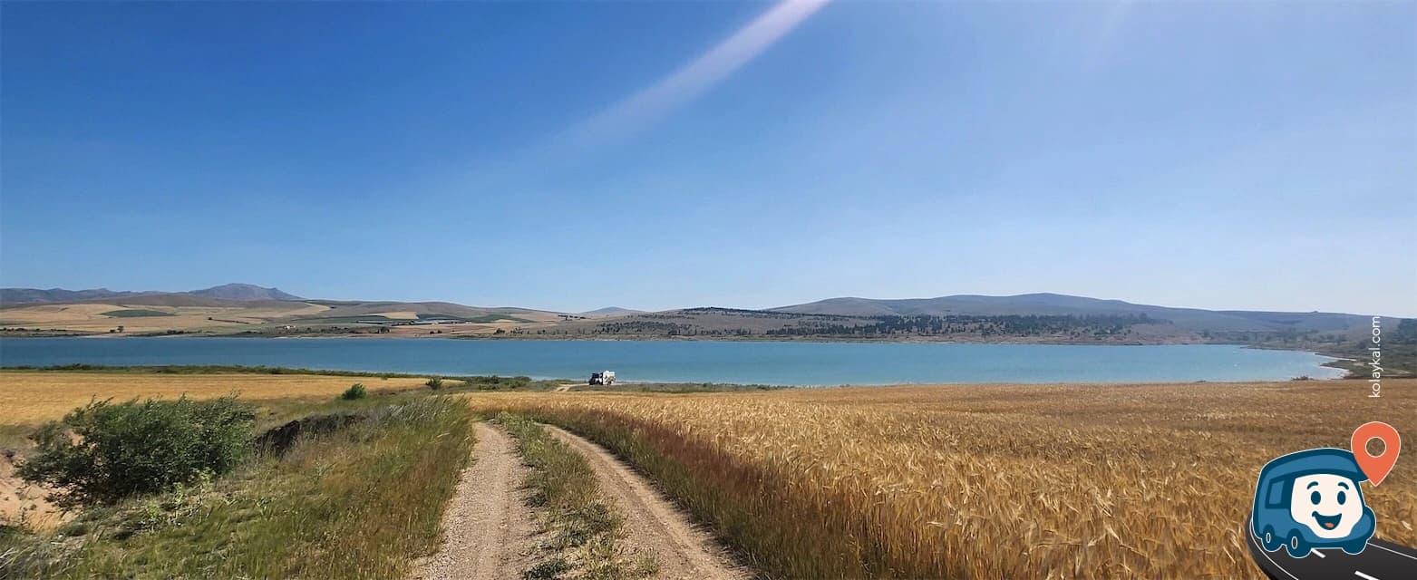Baraj Kenarında Vahşi Kamp Alanı - Kırşehir Merkez, Kırşehir, foto 1