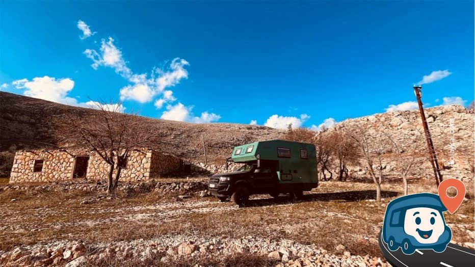 Nemrut Dağı Yanında Vahşi Kamp - Kâhta, Adıyaman, foto 1