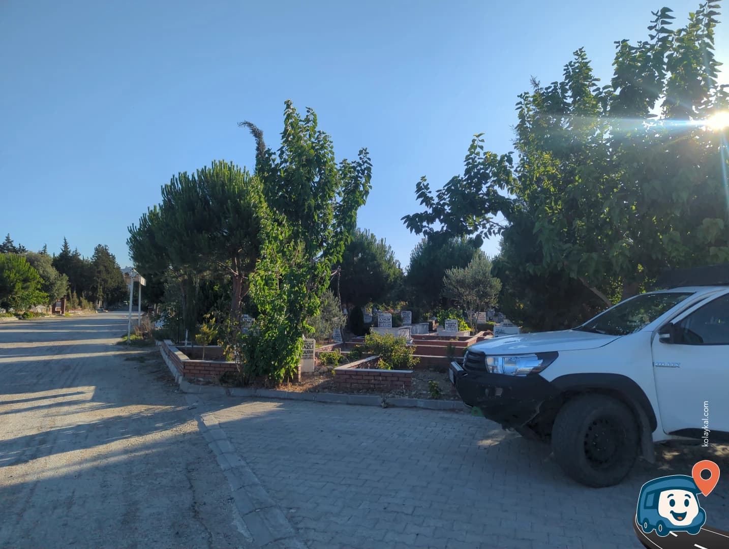 Mezarlık Yanında Vahşi Kamp Alanı - Bergama, İzmir, foto 1