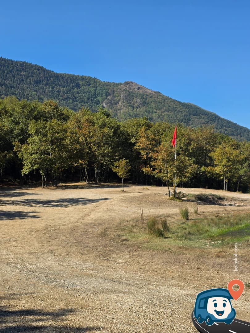 Yol Kenarı Açık Alan - Mudurnu, Bolu, foto 2