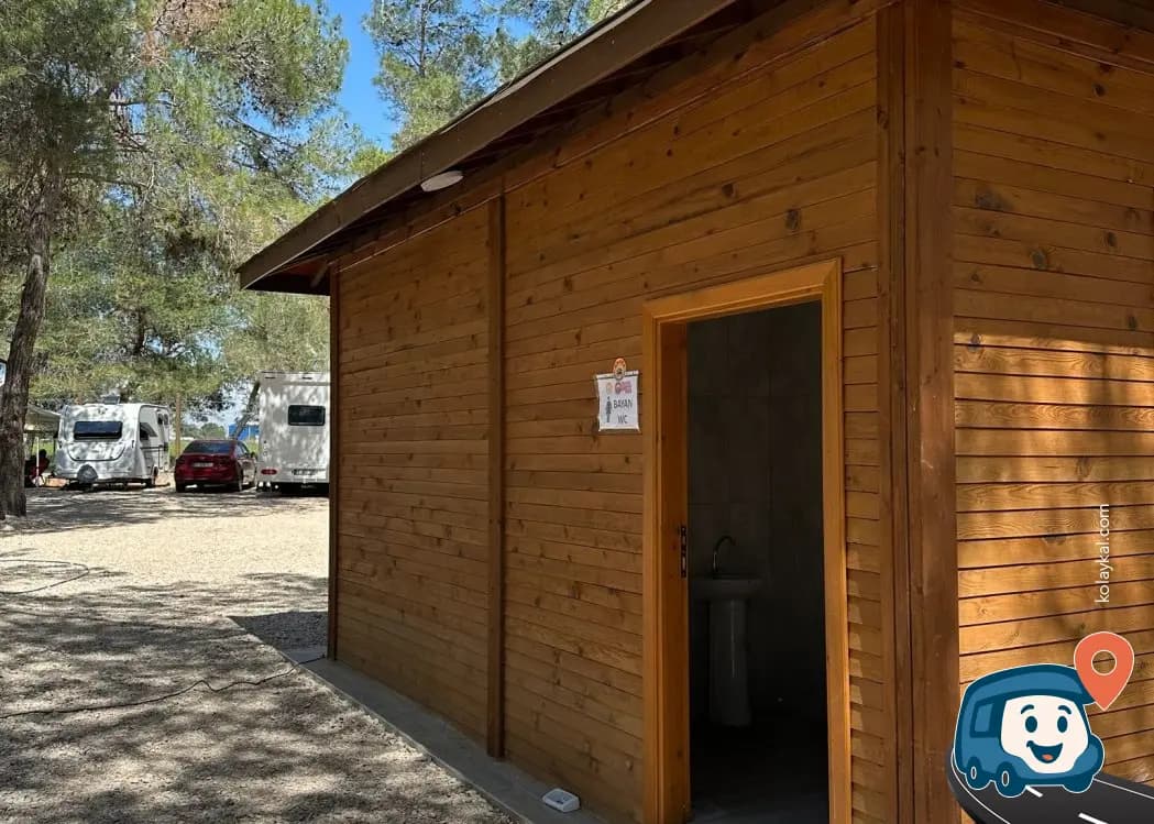 Sarıçam Seyhan Baraj Gölü Karavan Konaklama Alanı - Adana, foto 1