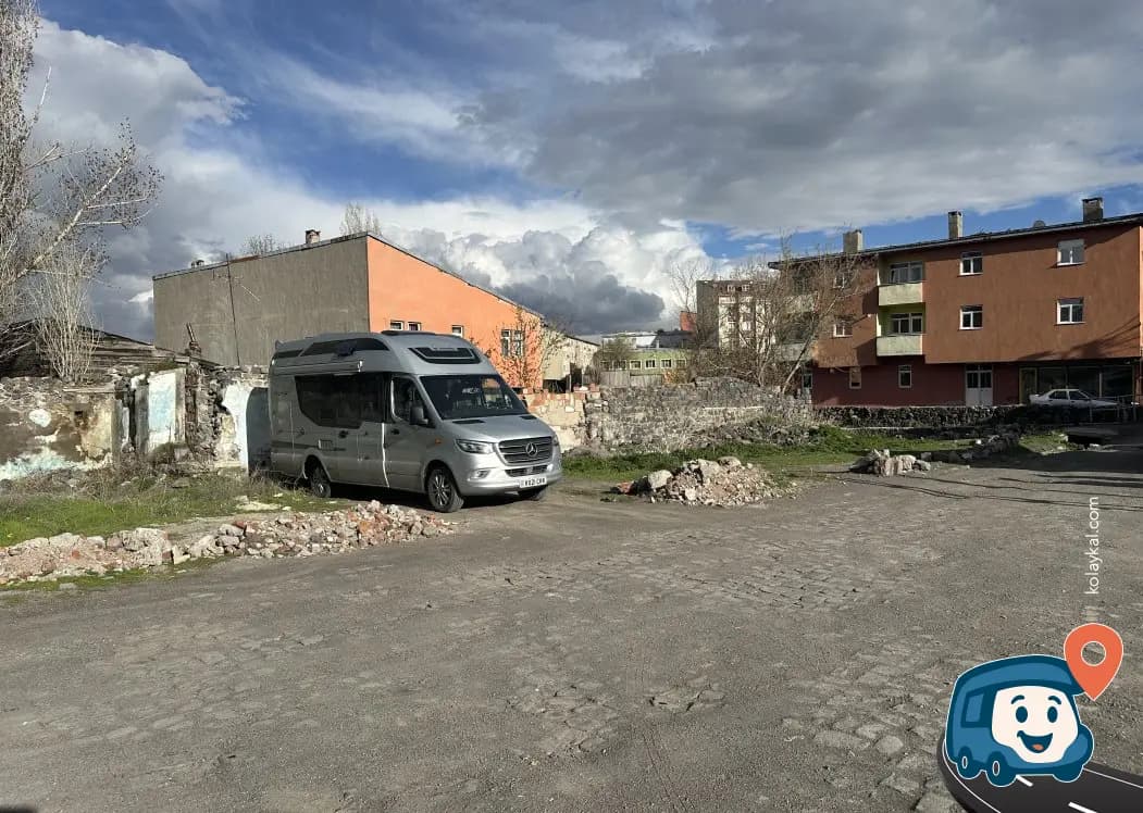 Merkezi Otopark ve Konaklama Alanı - Kars Merkez, Kars, foto 1