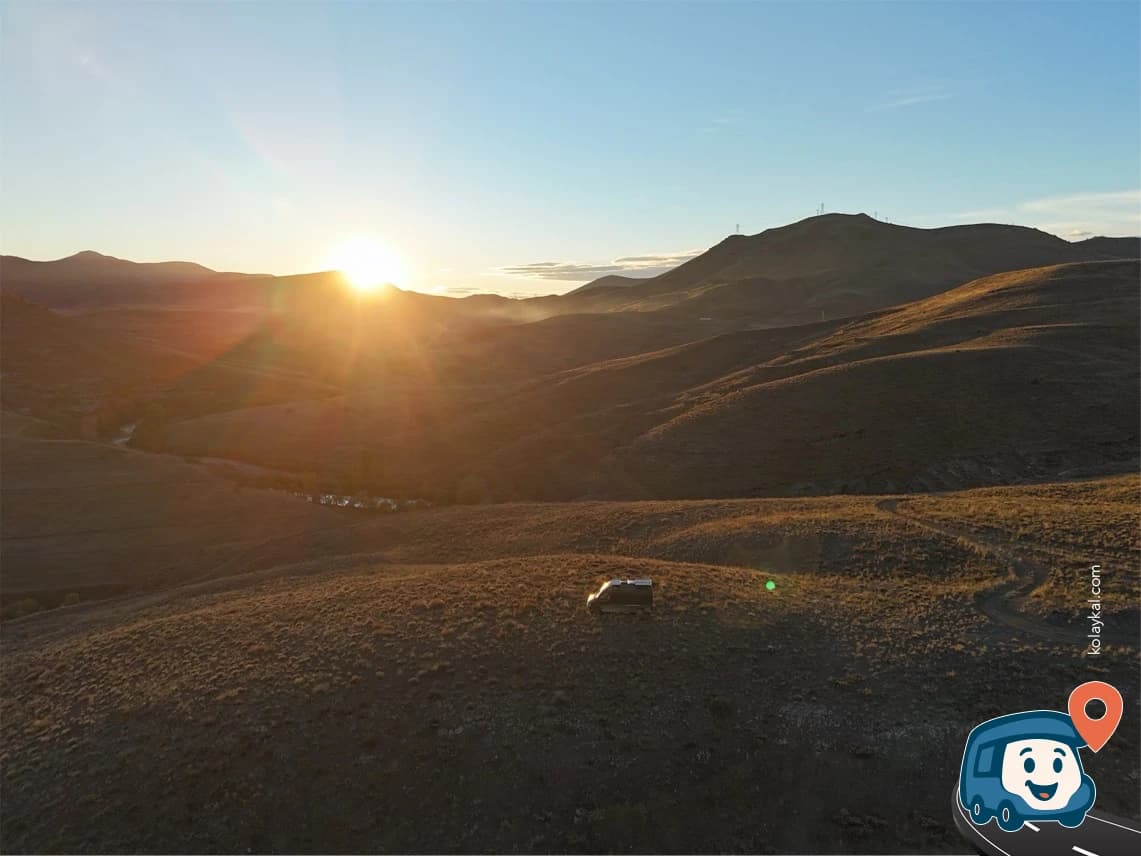 Vadi Manzaralı Vahşi Kamp Yeri - Pazaryolu, Erzurum, foto 2