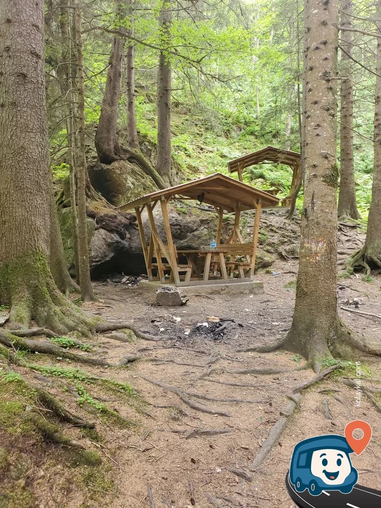 Manastır Yakınında Rampa Olmayan Vahşi Kamp - Maçka, Trabzon, foto 1