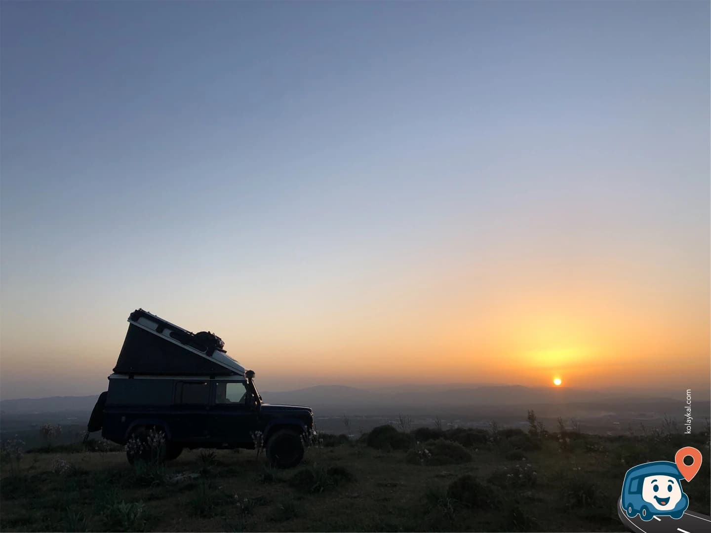 Vadiye Bakan Tepedeki Kamp Alanı - Akhisar, Manisa, foto 2