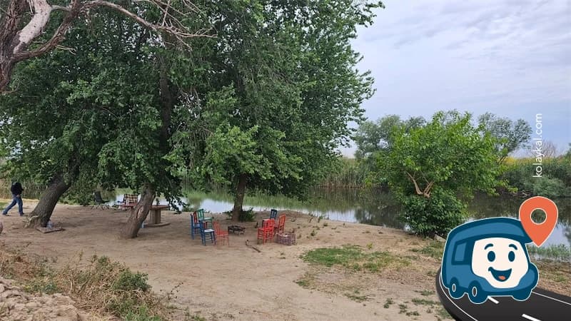 Nehir Kenarı Vahşi Kamp Alanı - Foça, İzmir, foto 1