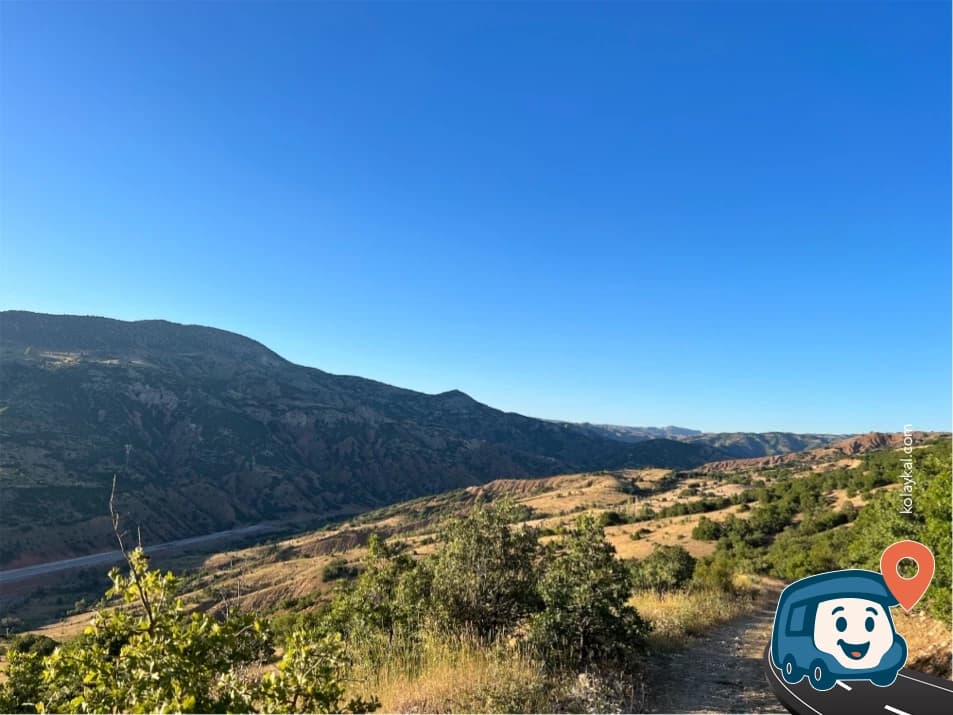 Patika Kenarındaki Tepe Üstü - İliç, Erzincan, foto 3