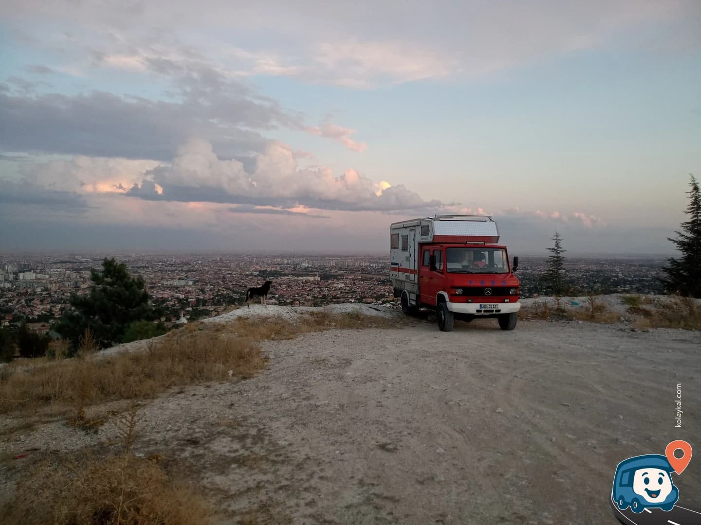 Panoramik Manzaralı Tepe Kamp Noktası - Meram, Konya, foto 1