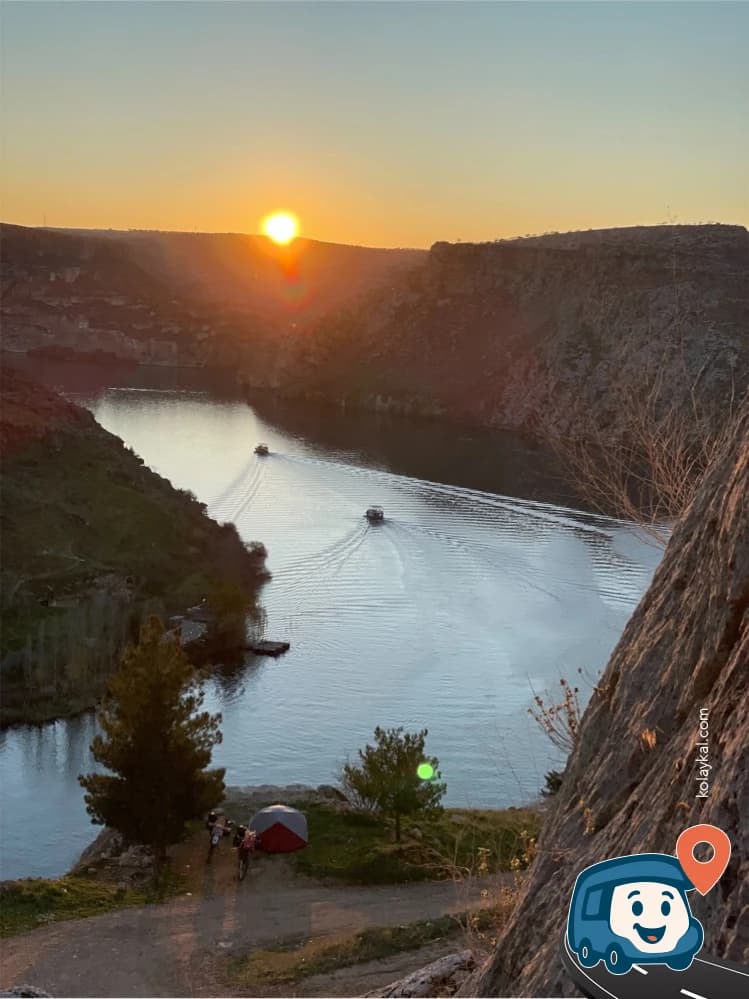 Rumkale Terası Kamp Alanı - Halfeti, Şanlıurfa, foto 1