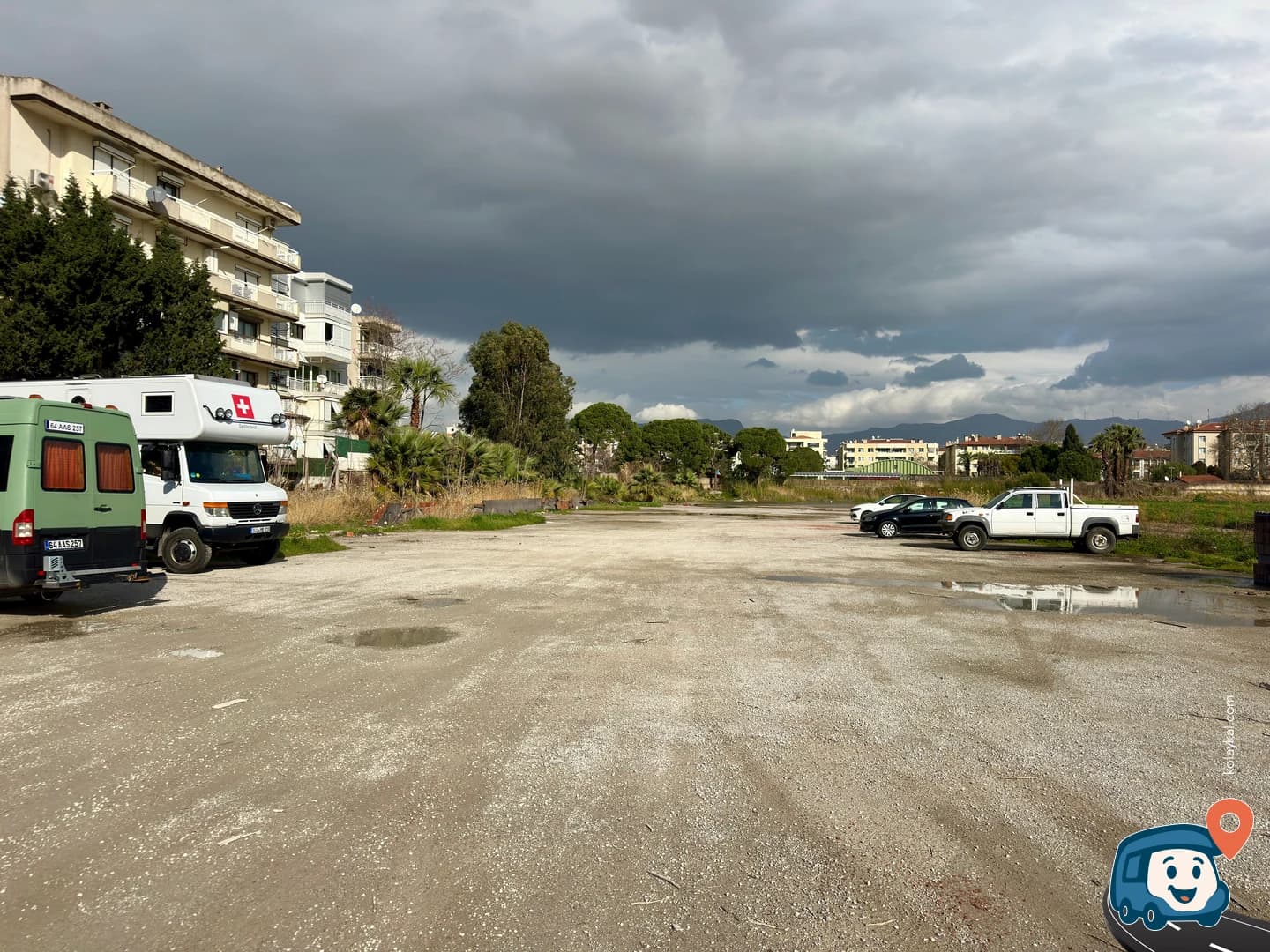 Ksk Stadyumu Geceleme Otoparkı - Karşıyaka, İzmir, foto 2