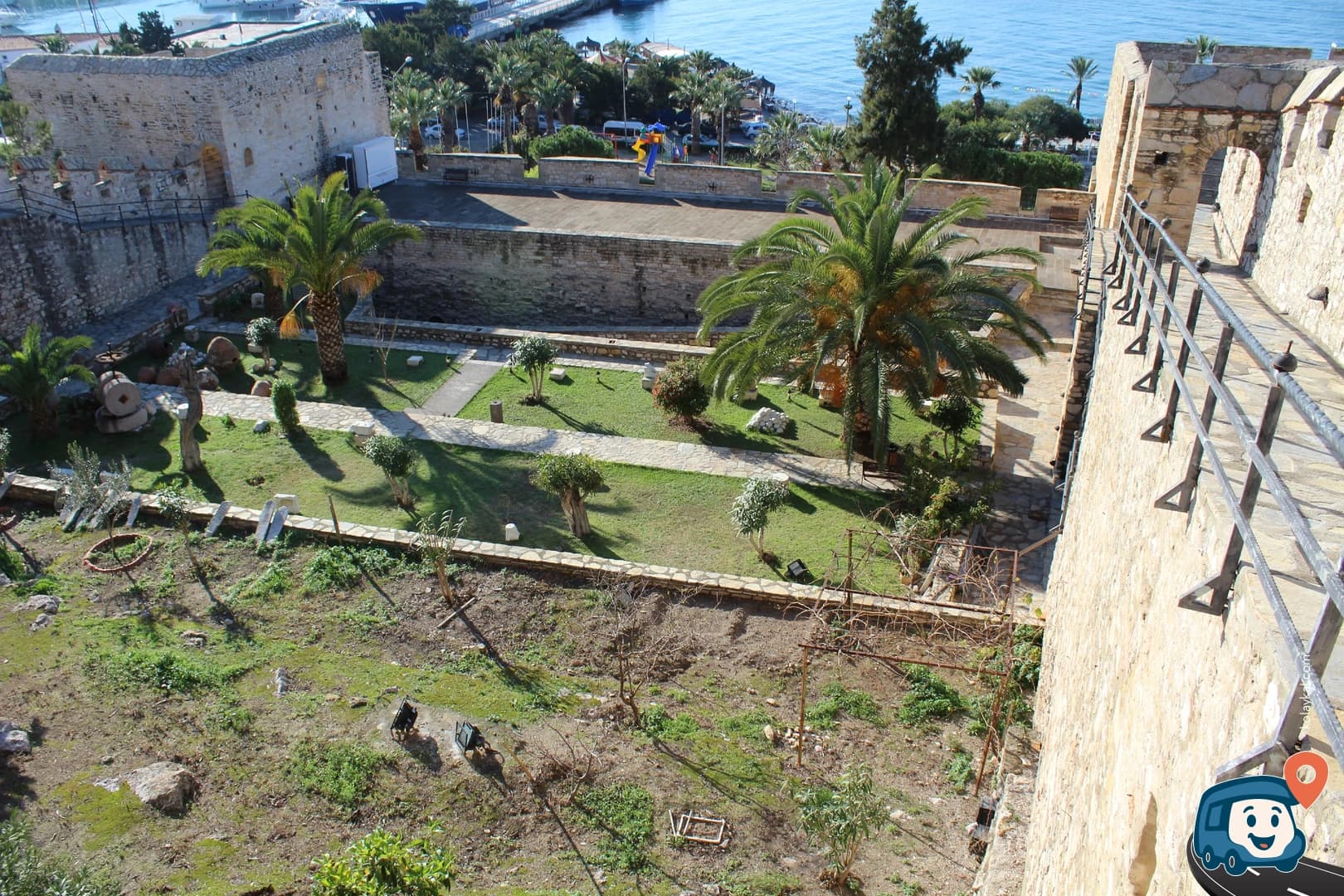 Çeşme Kalesi - İzmir, foto 7