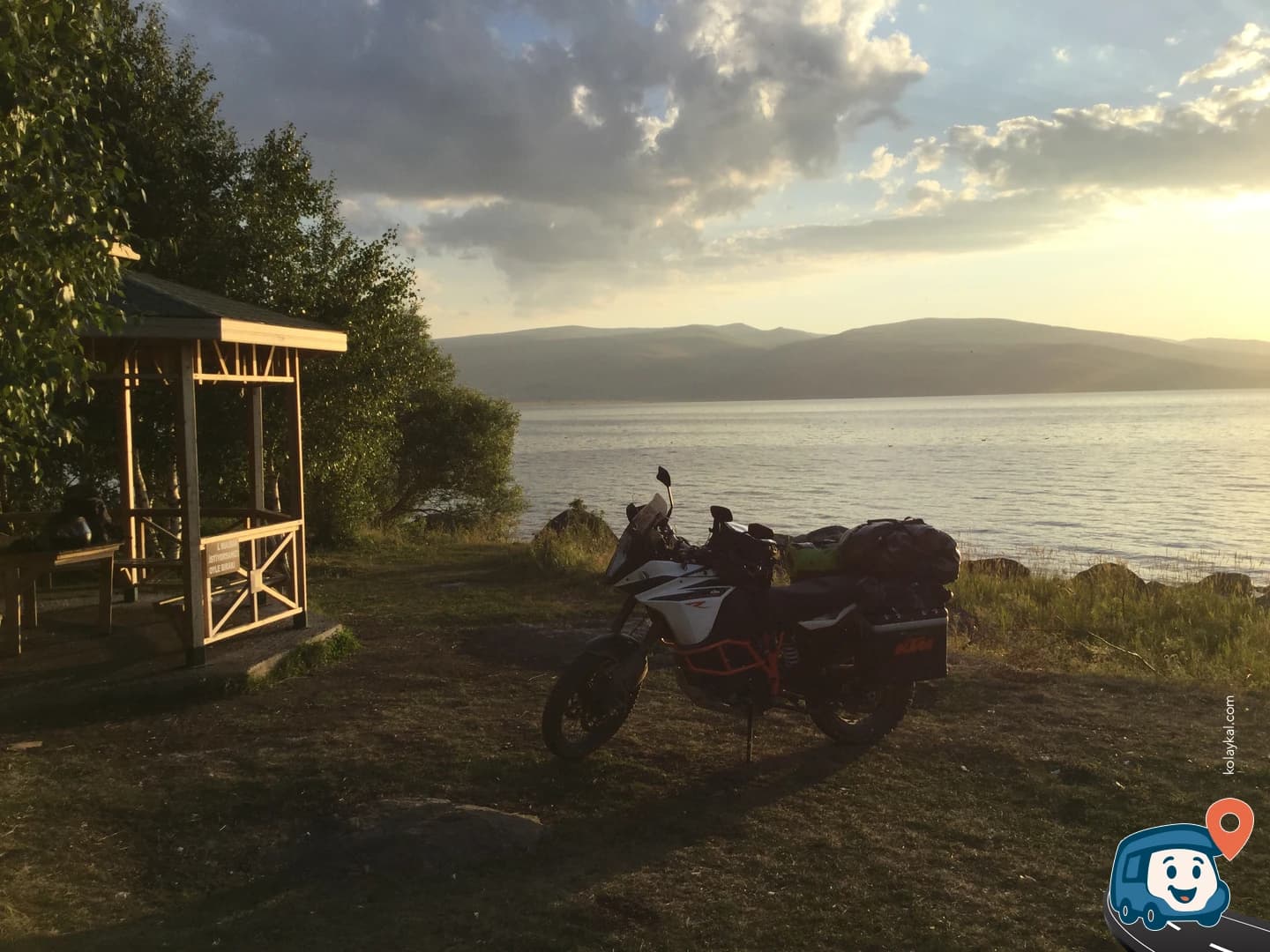 Araç ve Motosiklet İçin Çıldır Gölü Kampı - Arpaçay, Kars, foto 3