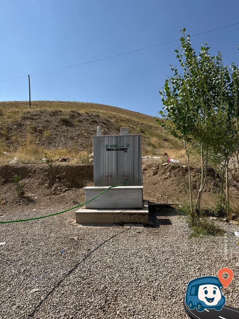 Yol Kenarı Pınar Suyu - İpekyolu, Van, foto 1