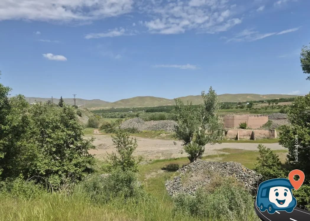 Kapıkaya Barajı Altı Kamp Alanı - Battalgazi, Malatya, foto 1